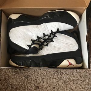 Air Jordan 9 retros 2002 sz 11.5